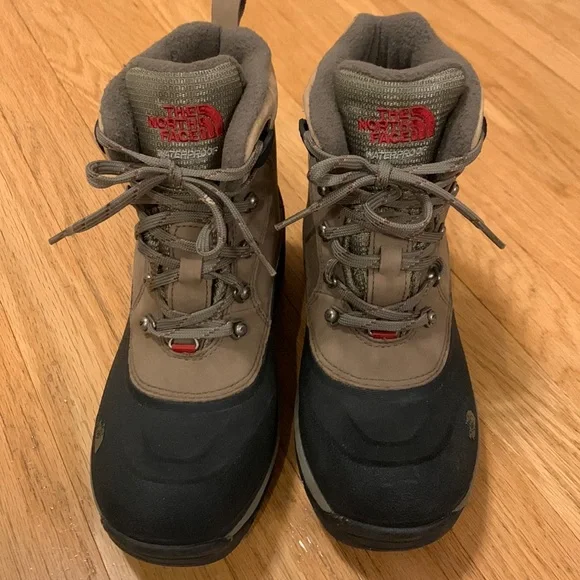 The North Face boots size 6 - Picture 1 of 7